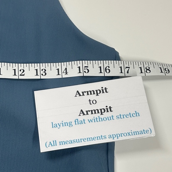 32Cool Women's Sleeveless Athletic Tops Built In Bra - Black & Blue - Picture 7 of 9